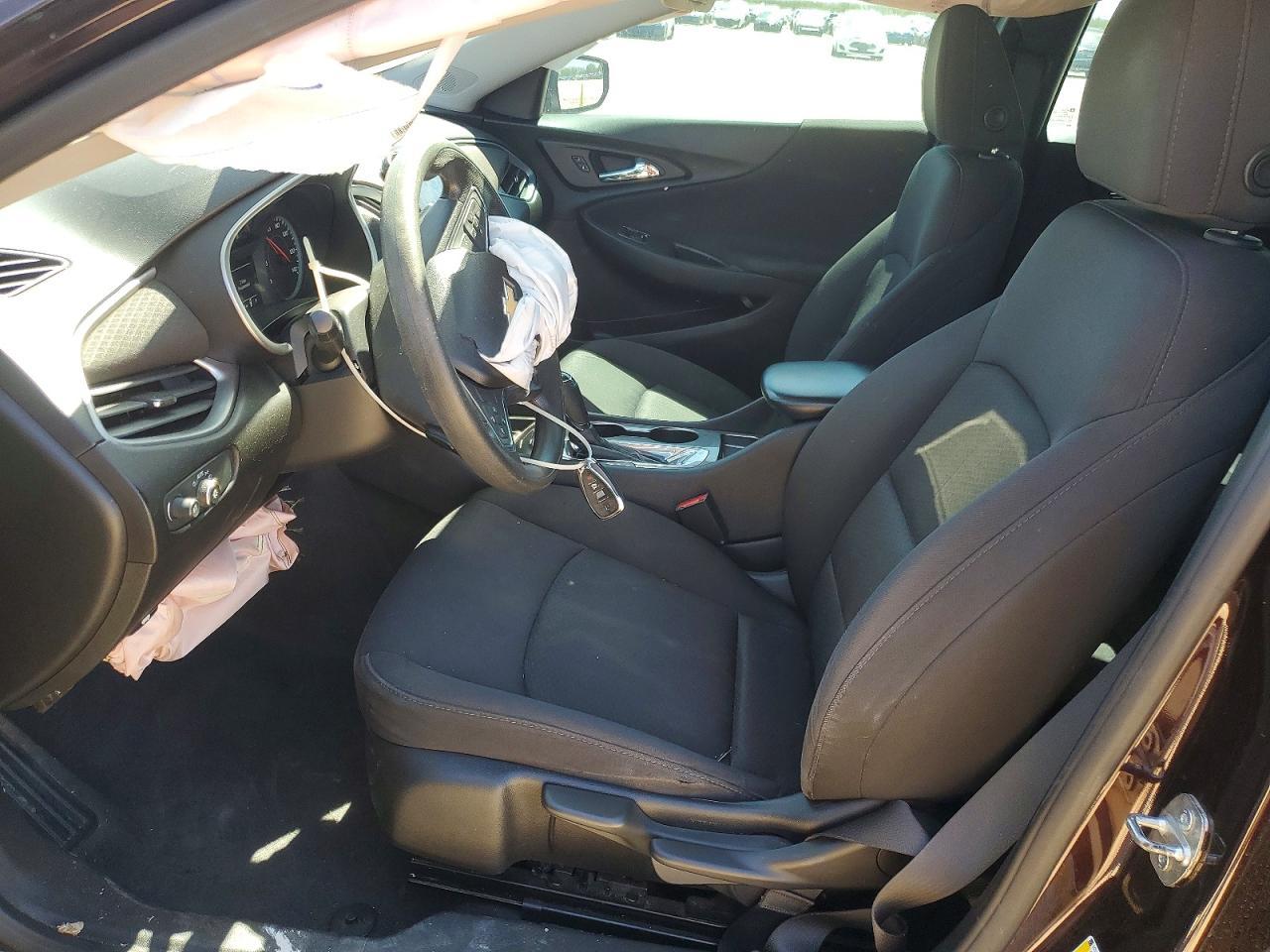 2020 Chevrolet Malibu Ls - Фото 7