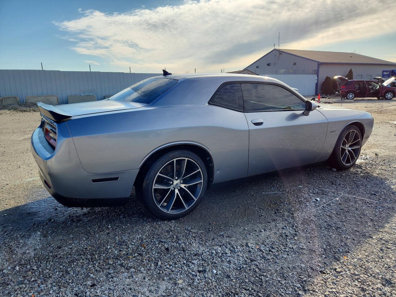 2018 Dodge Challenger - Фото 3