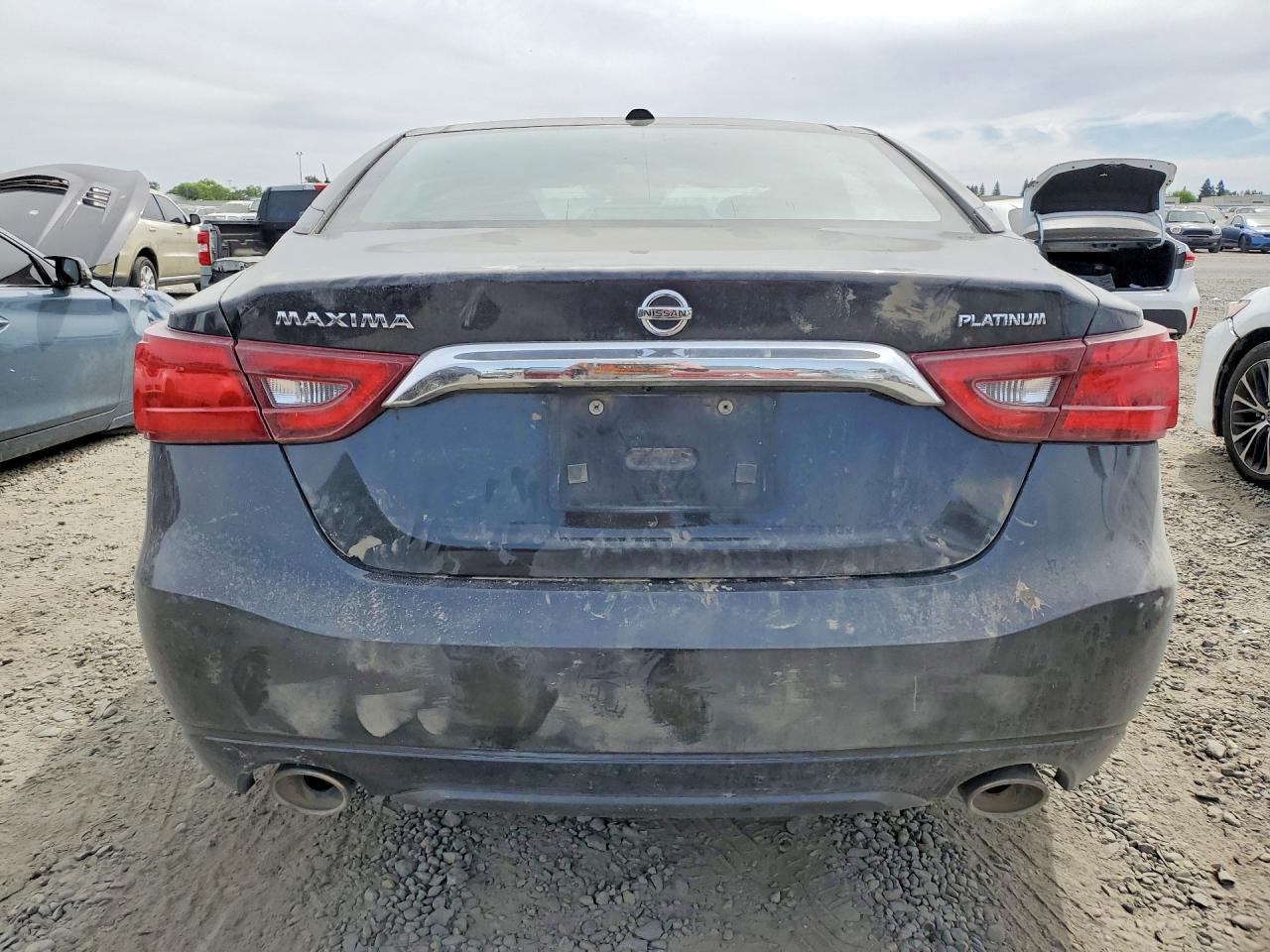 2017 Nissan Maxima Platinum - Image 6