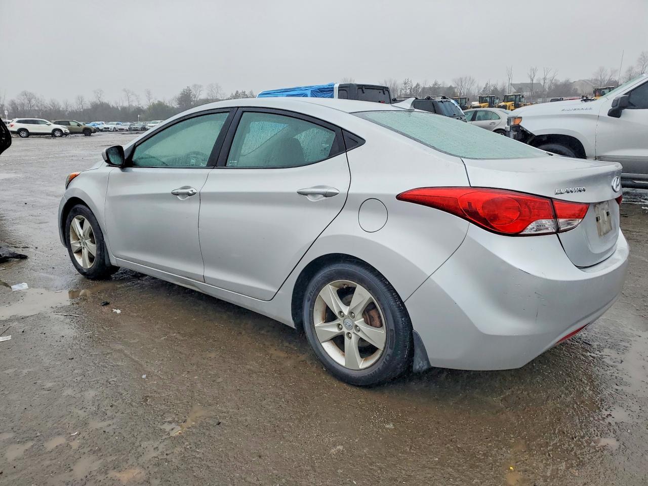 2013 Hyundai Elantra Gls - Image 2