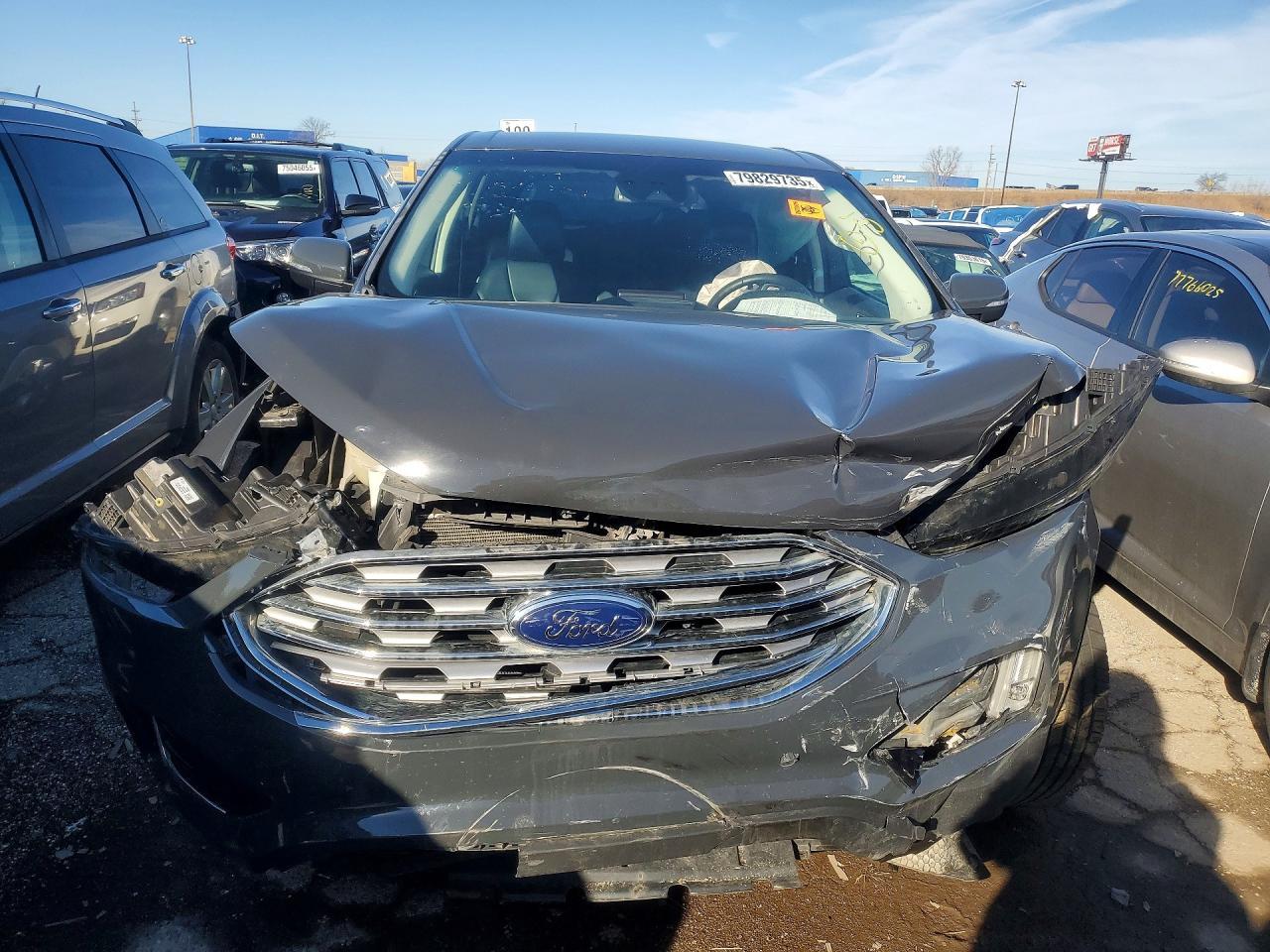 2021 Ford Edge Titanium - Фото 5