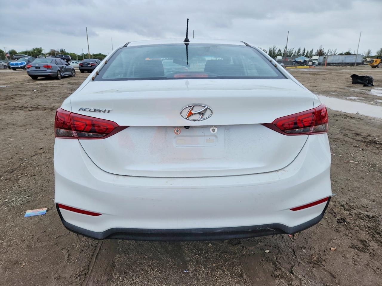 2020 Hyundai Accent Se - Image 6