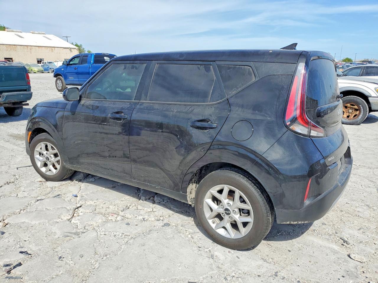 2025 Kia Soul Lx - Фото 2