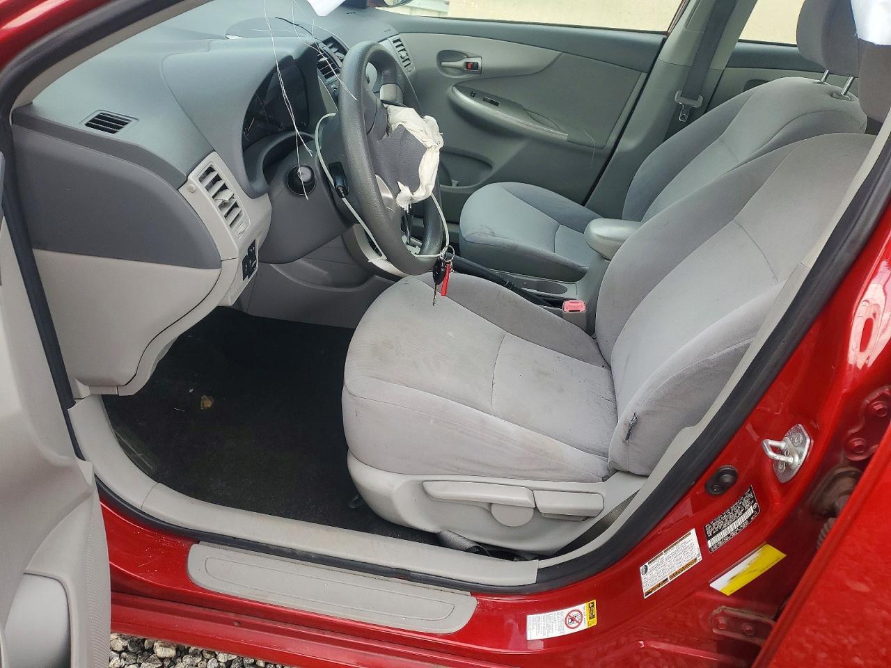 2010 Toyota Corolla Le - Image 7