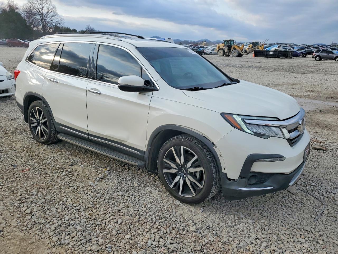 2019 Honda Pilot Elite - Image 4