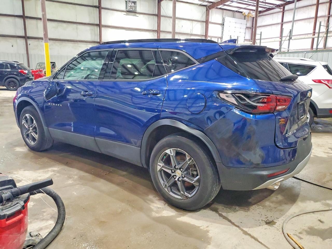 2023 Chevrolet Blazer 3Lt - Фото 2