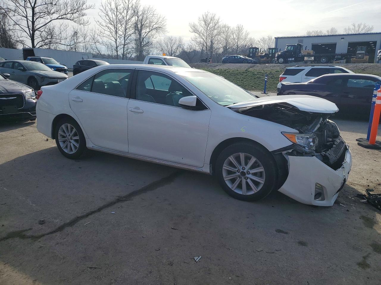 2013 Toyota Camry Xle - Фото 4