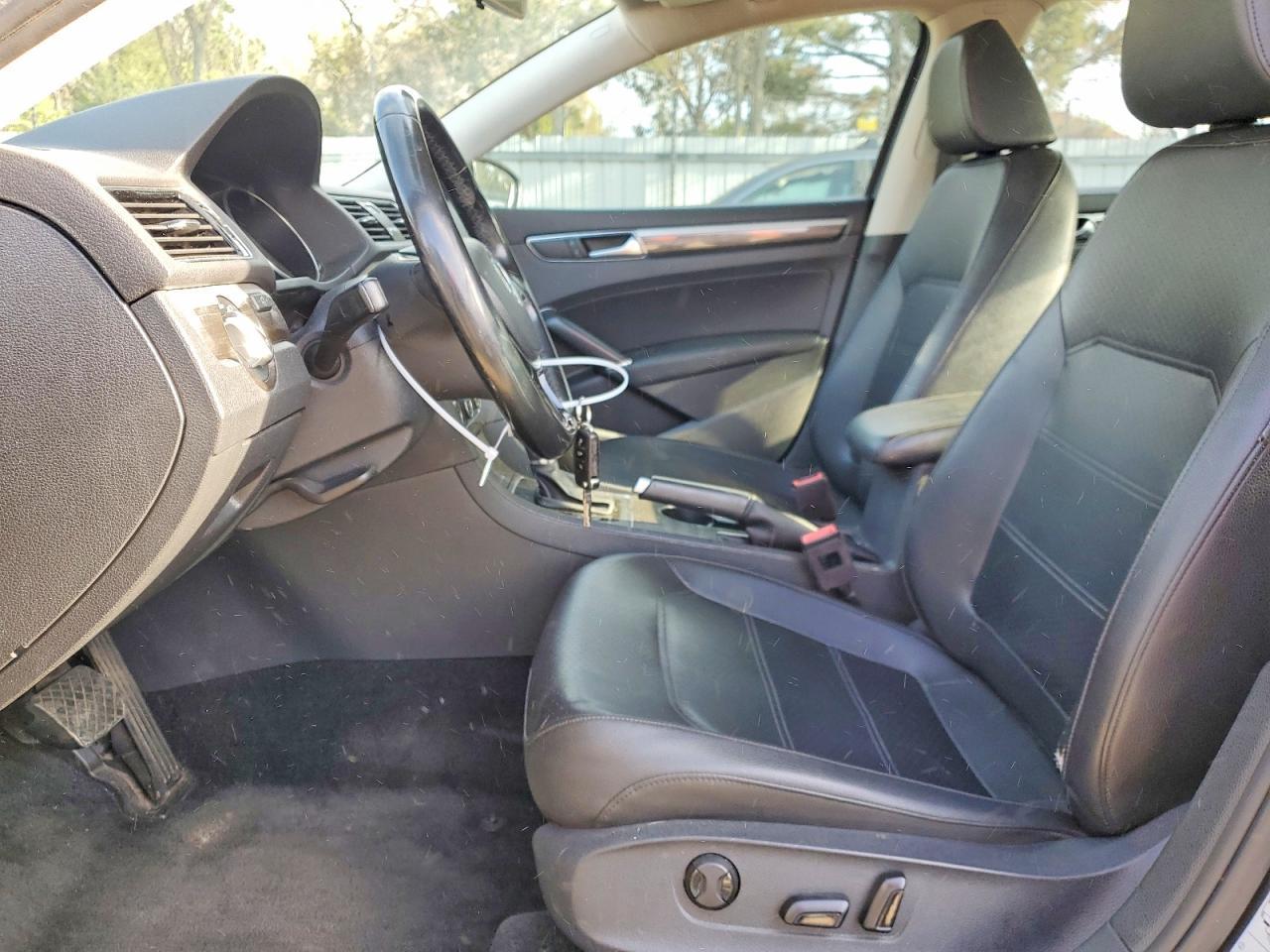 2018 Volkswagen Passat Se - Фото 7