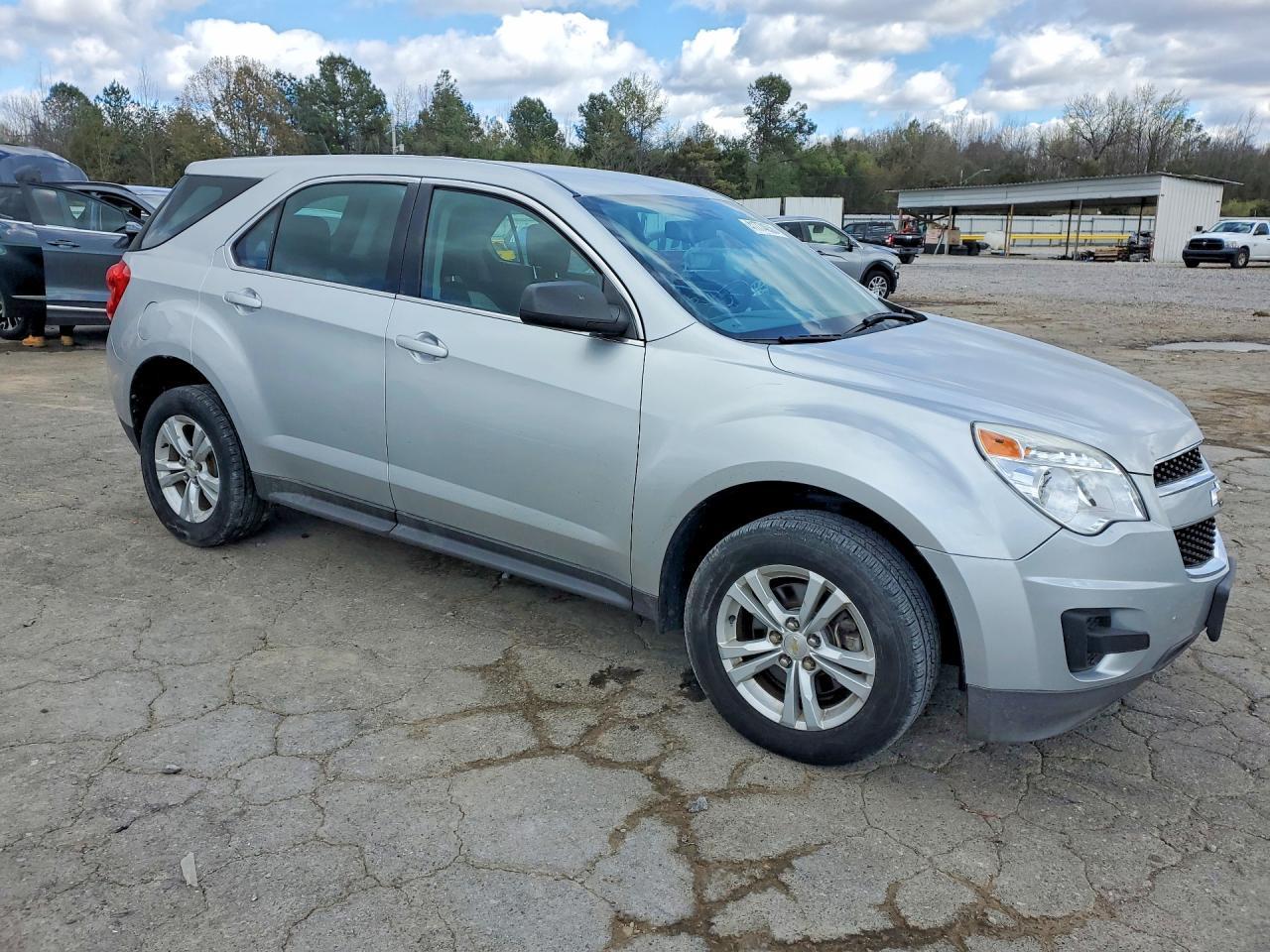2011 Chevrolet Equinox Ls - Фото 4