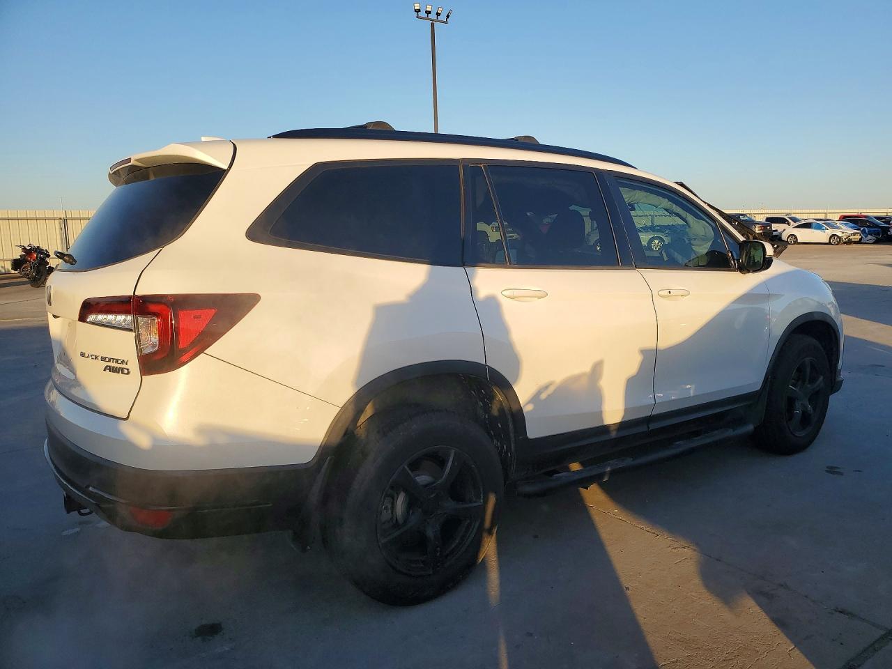2021 Honda Pilot Black - Image 3