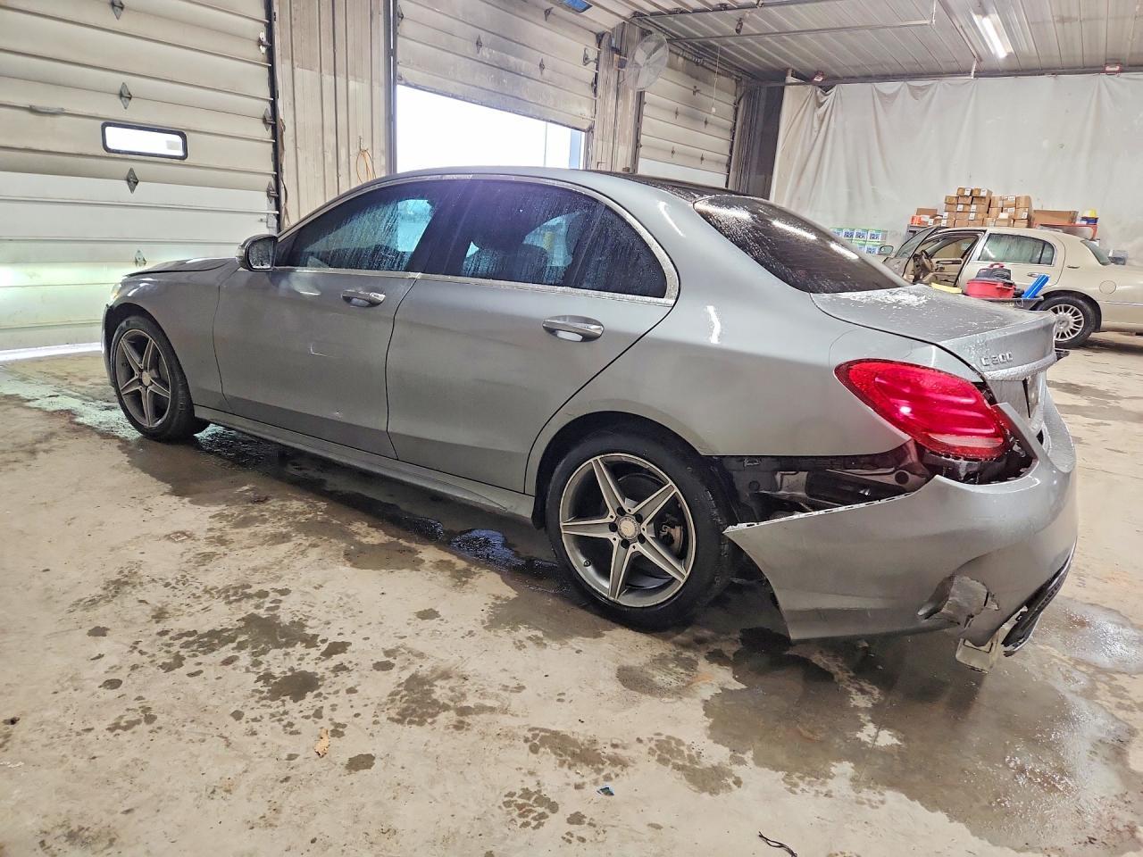 2015 Mercedes-Benz C 300 4Matic - Фото 2