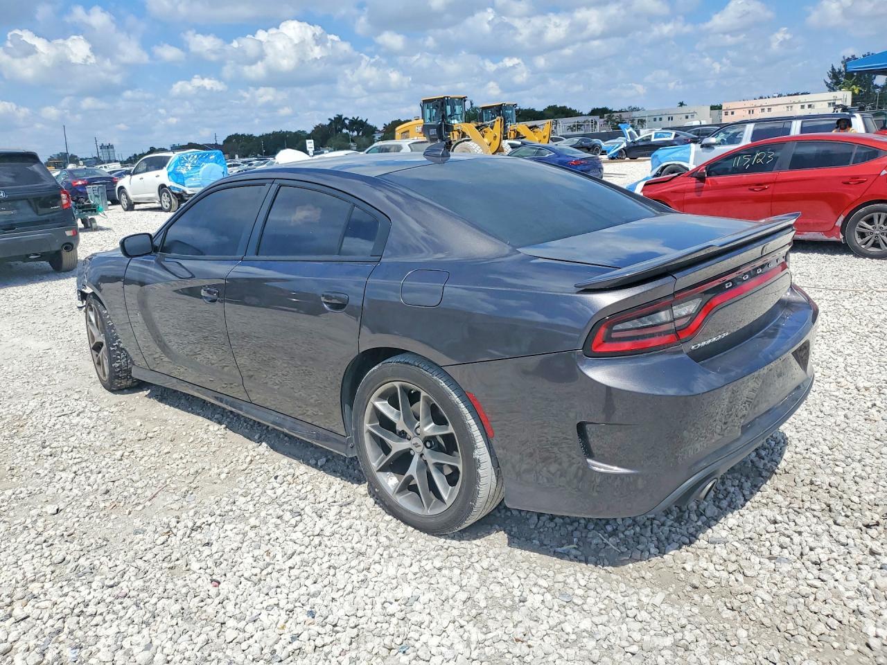 2022 Dodge Charger Gt - Image 2