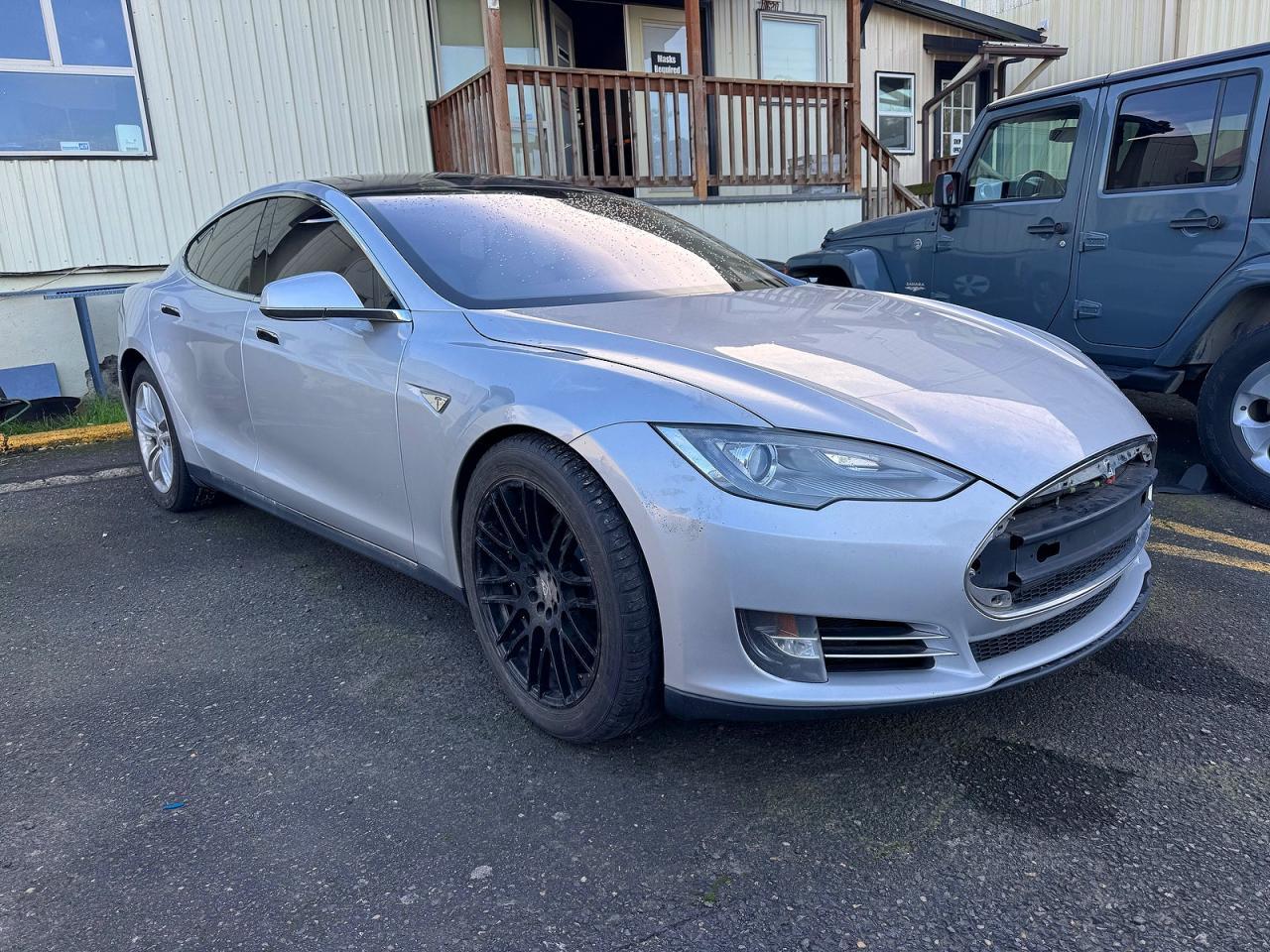2013 Tesla Model S