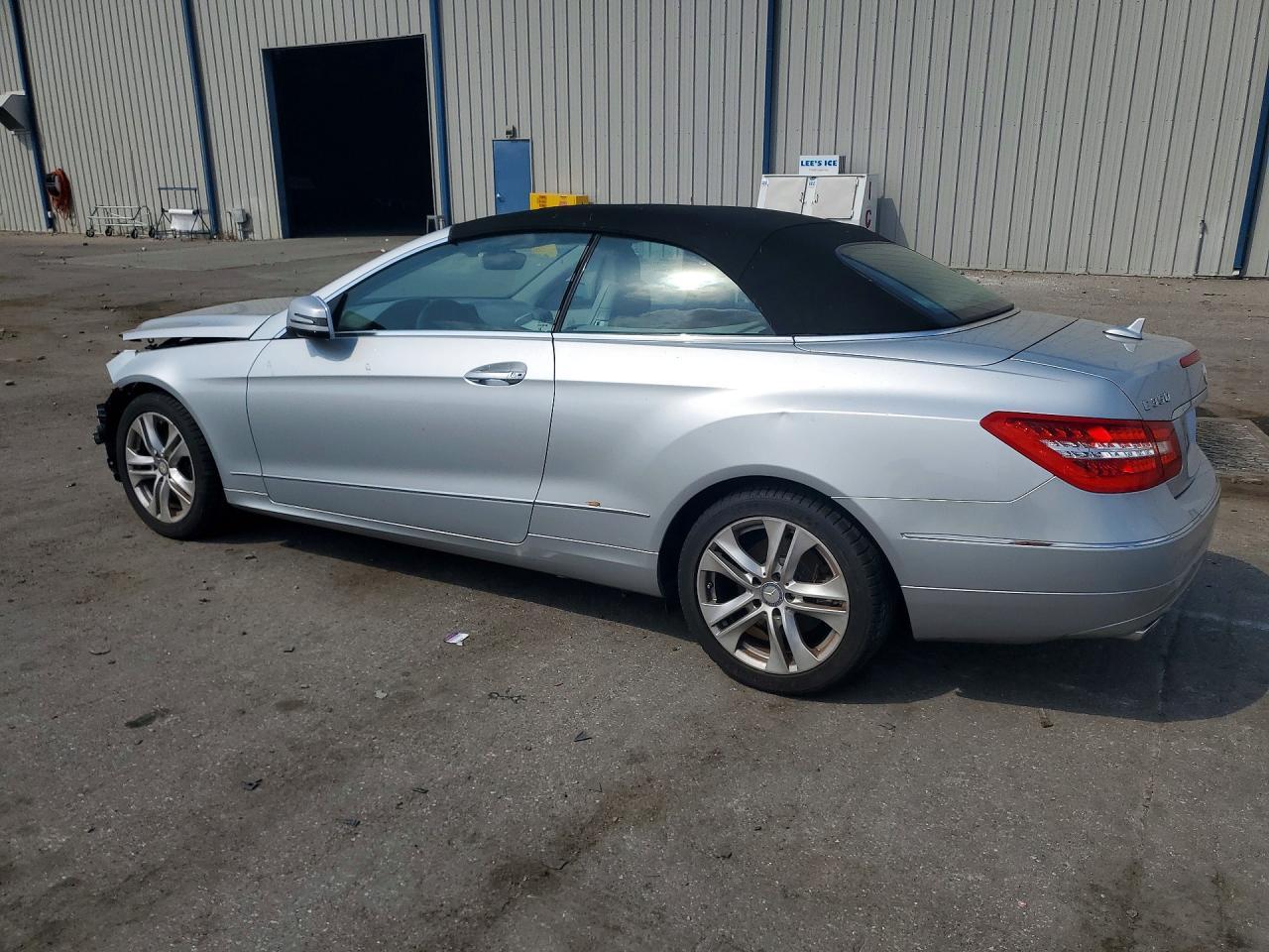 2011 Mercedes-Benz E 350 - Фото 2