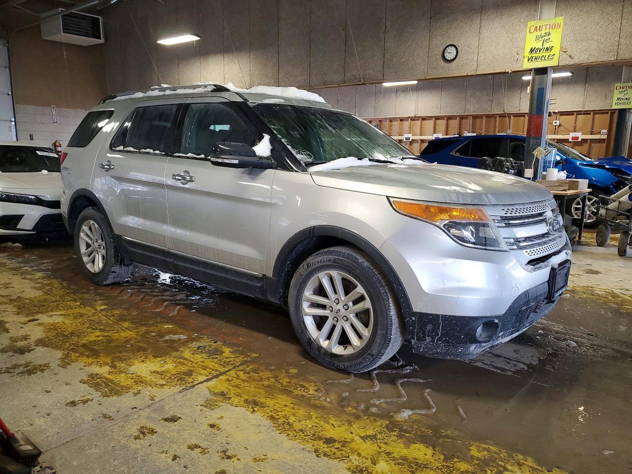 2014 Ford Explorer Xlt - Image 4