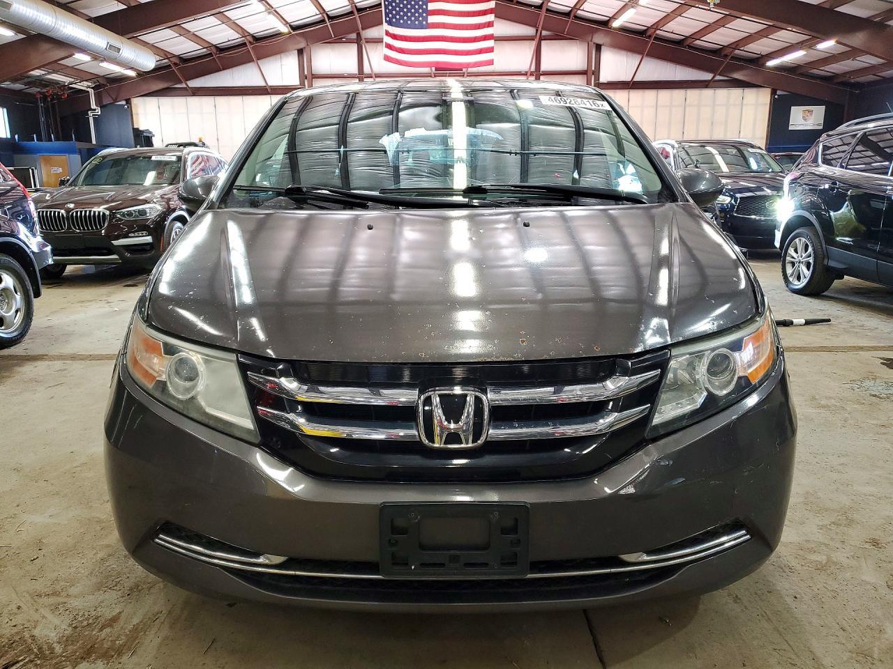 2016 Honda Odyssey Se - Image 5