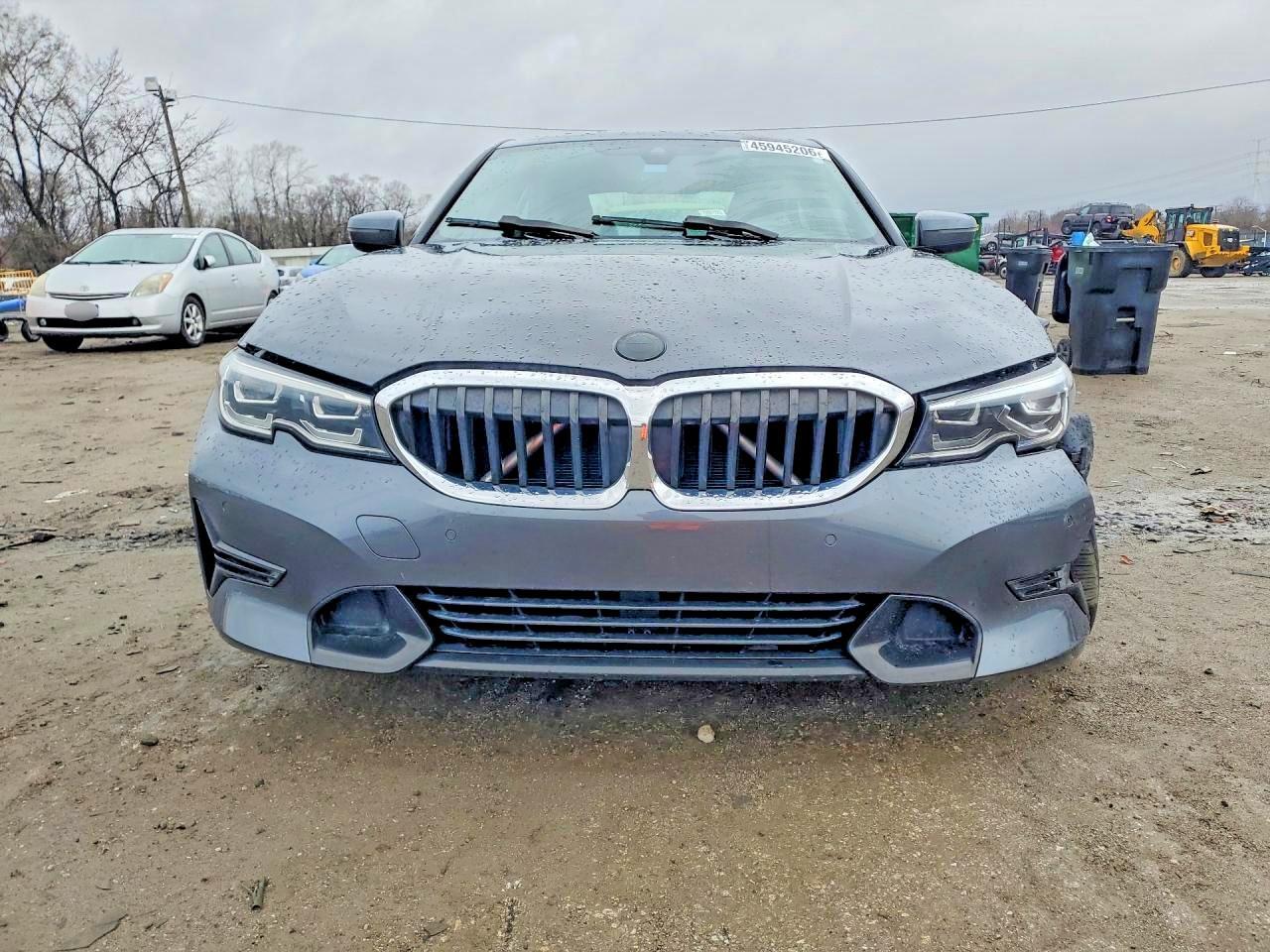 2020 BMW 330I - Фото 5