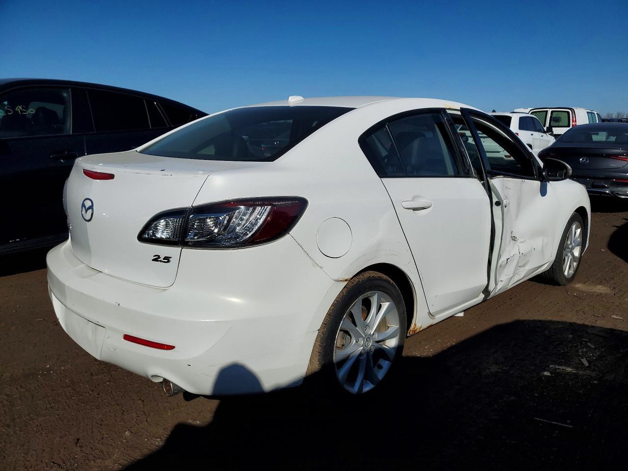 2010 Mazda 3 S - Фото 3