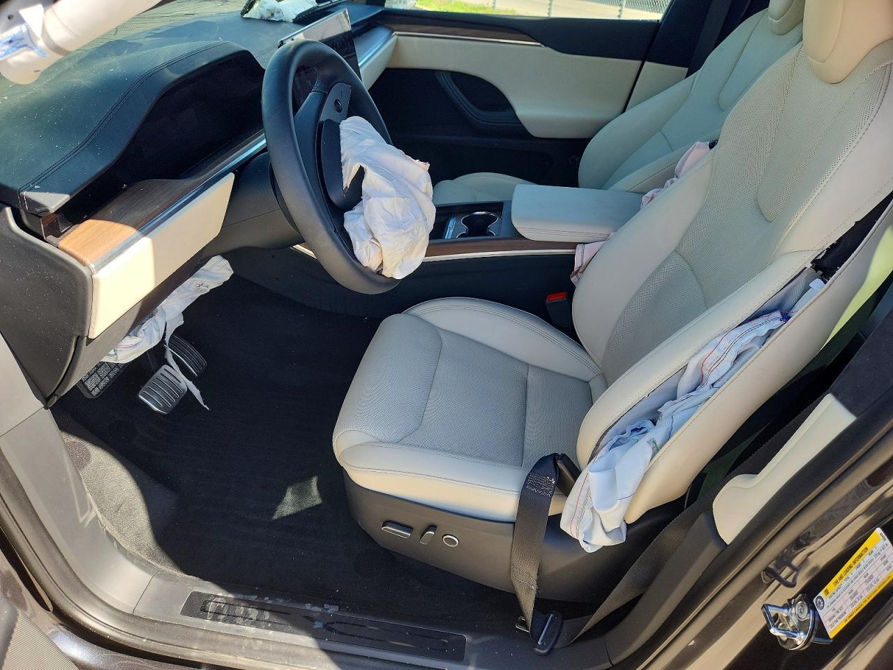 2024 Tesla Model X - Фото 7
