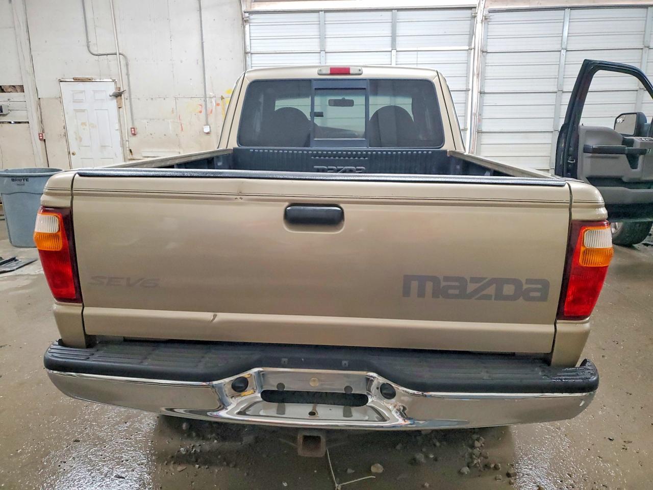 2001 Mazda B4000 Cab Plus - Фото 6
