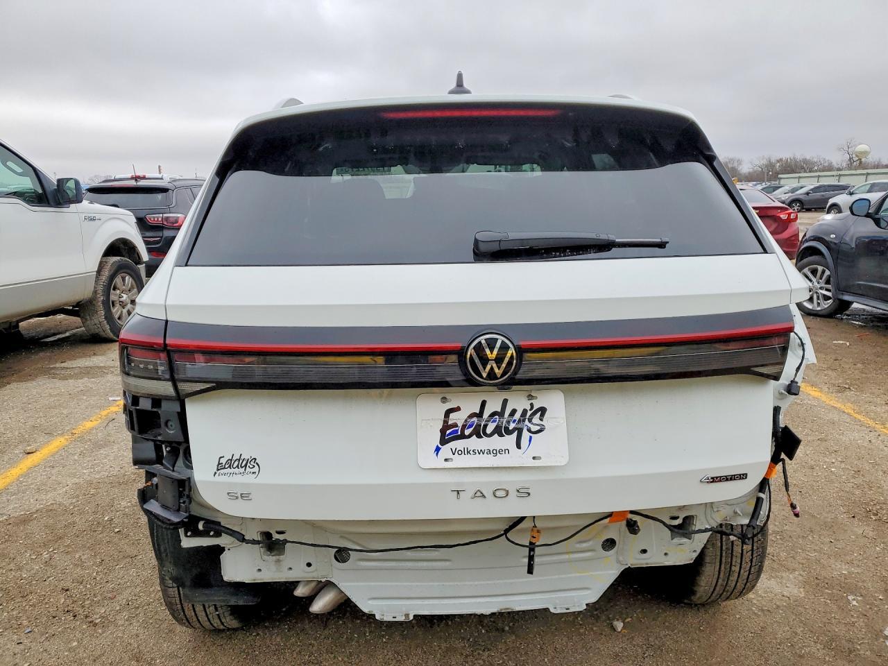 2025 Volkswagen Taos Se - Image 6