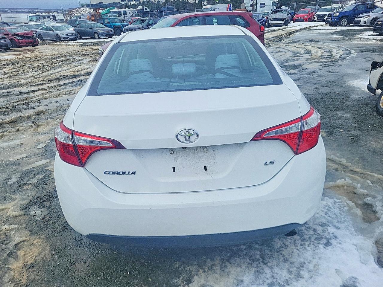 2015 Toyota Corolla L - Фото 6