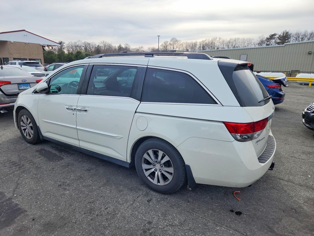 2015 Honda Odyseey - Фото 2