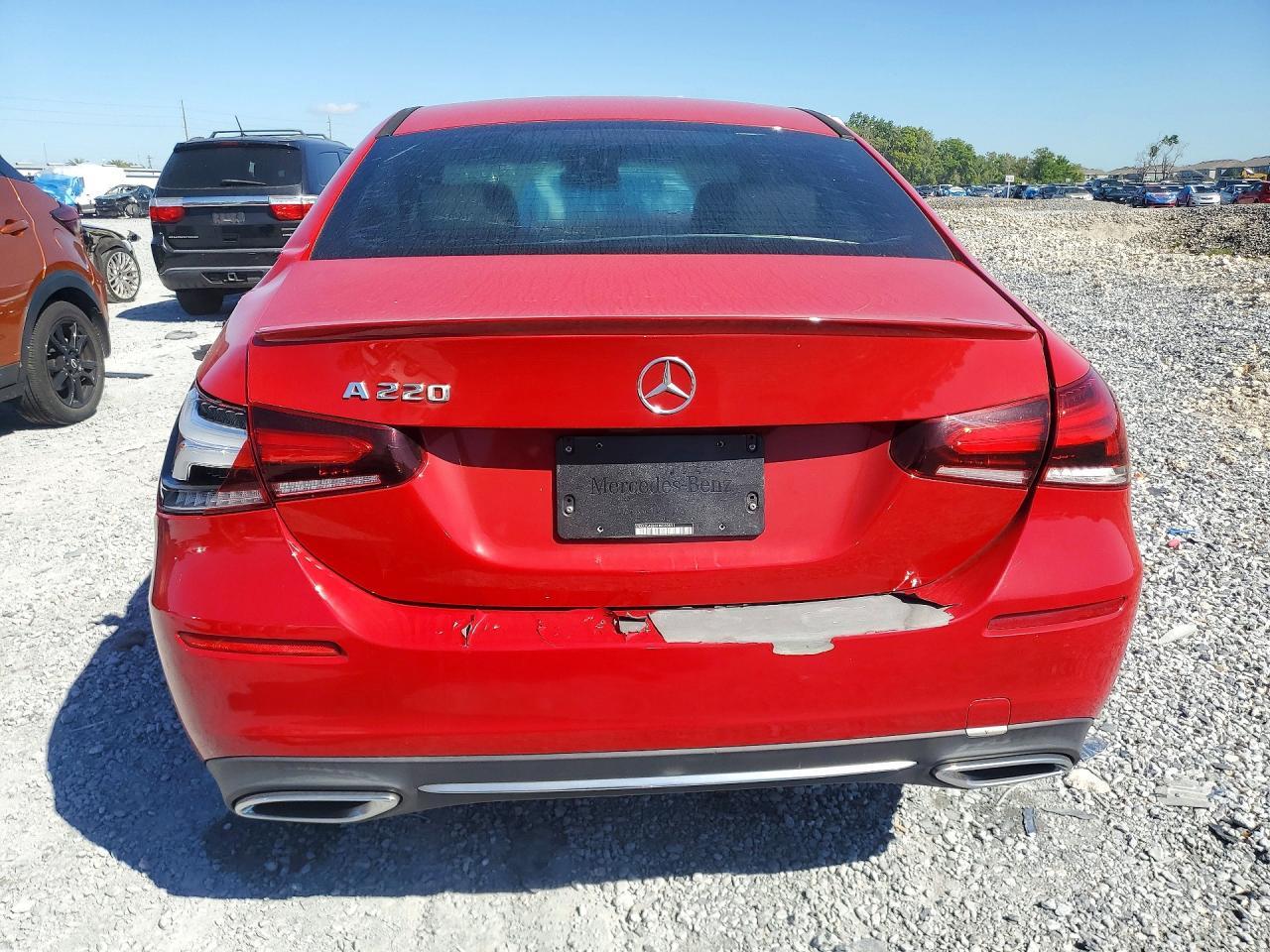2019 Mercedes-Benz A 220 - Фото 6