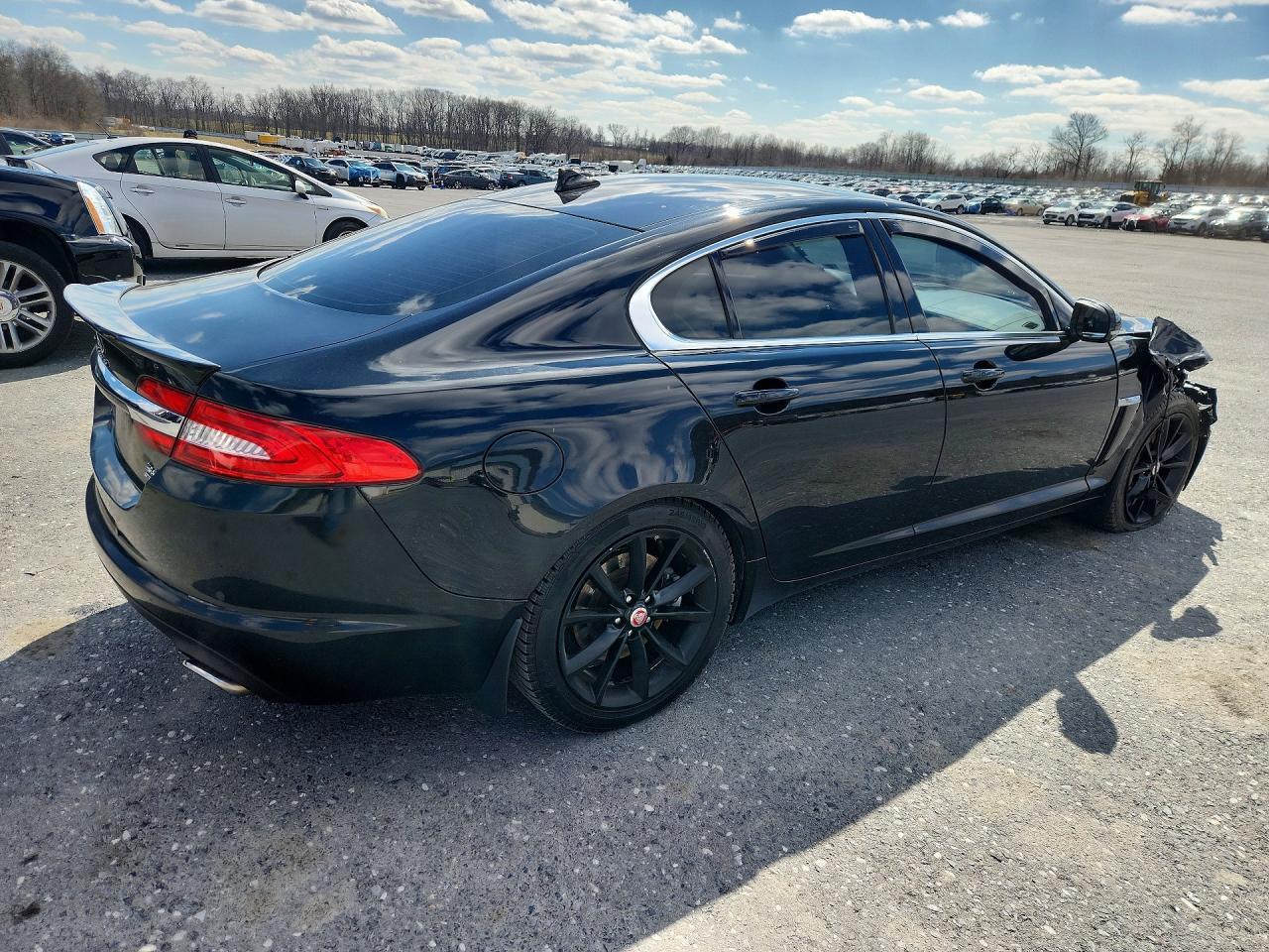 2015 Jaguar Xf 3.0 Sport Awd - Image 3