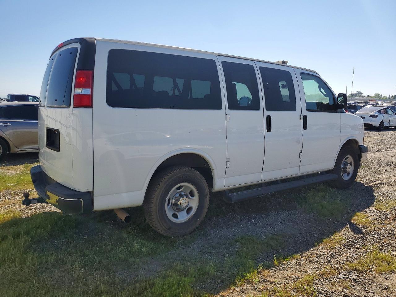 2019 Chevrolet Express G3500 Lt - Фото 3