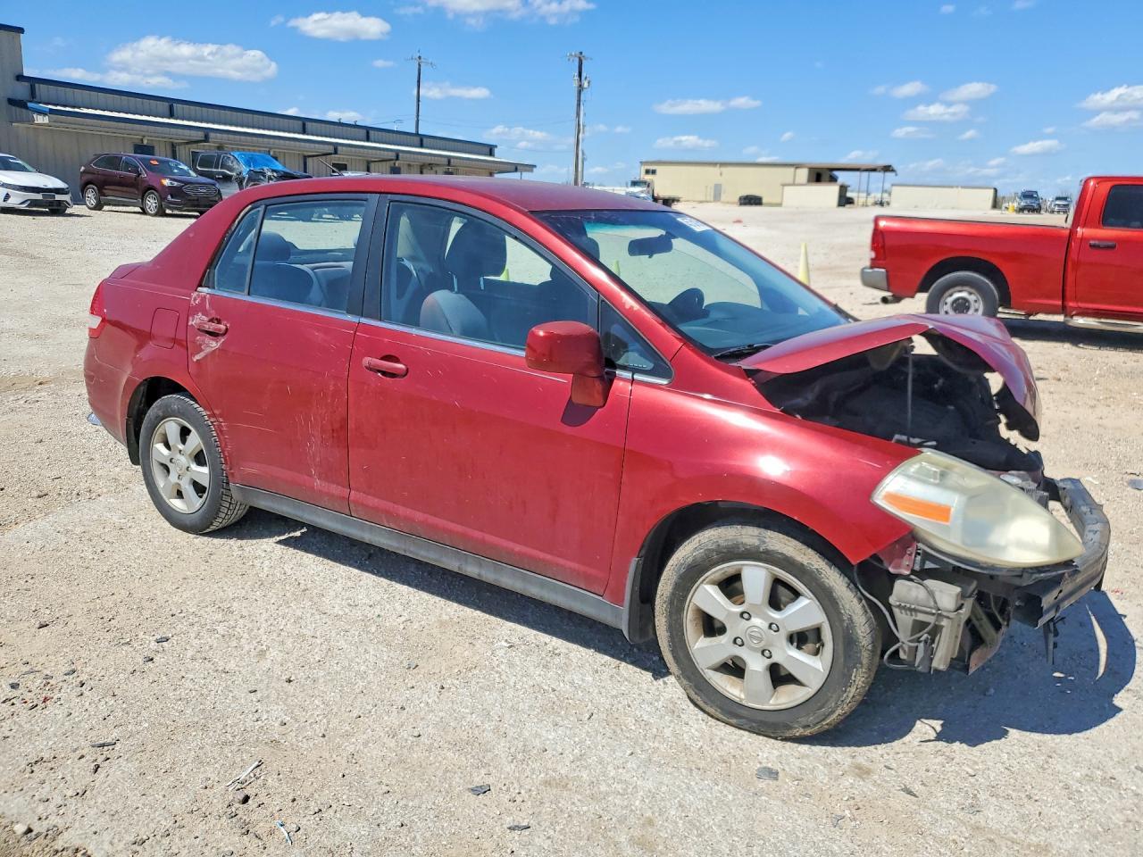 2008 Nissan Versa 1.8 S - Фото 4