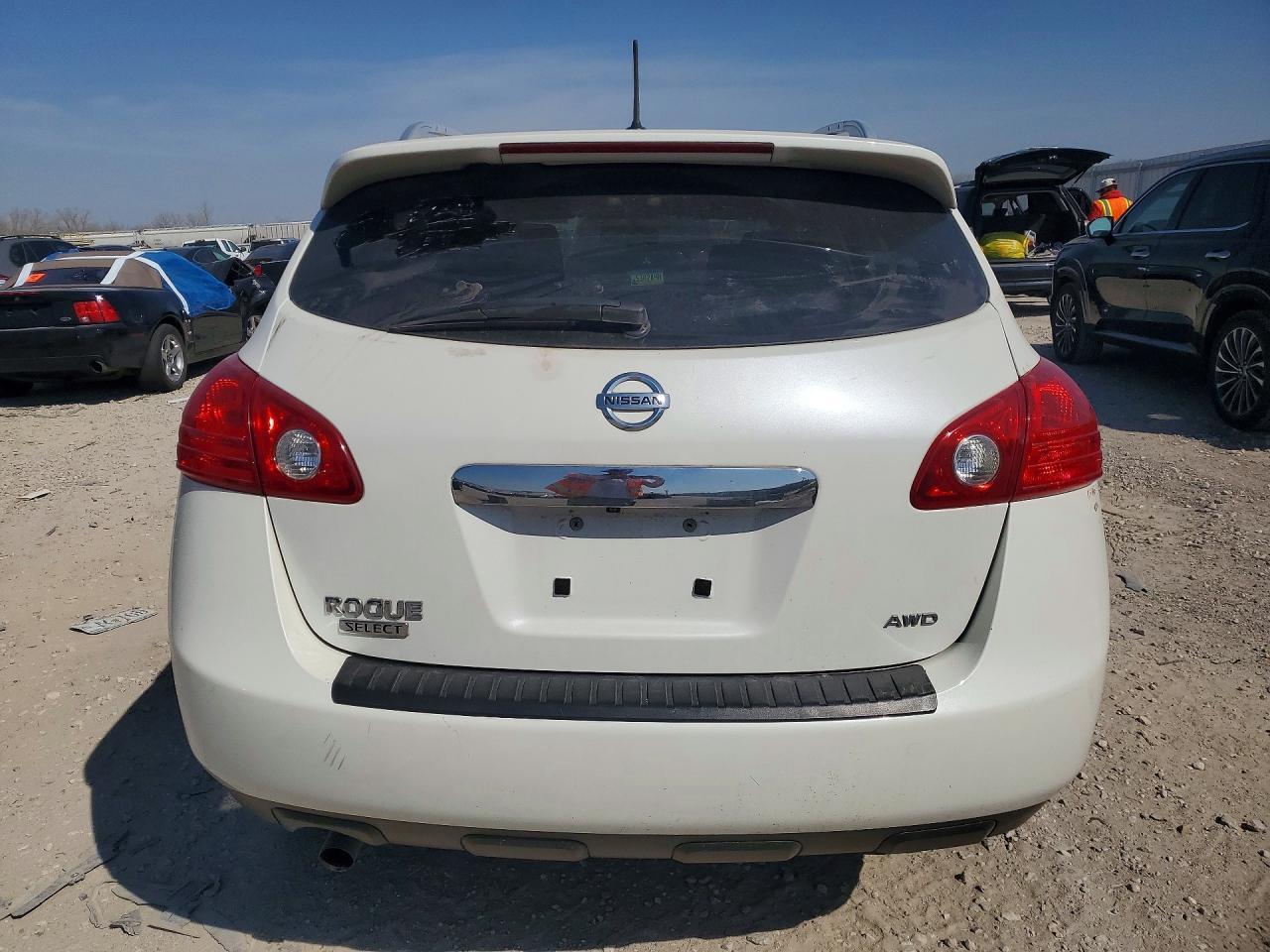 2015 Nissan Rogue Select S - Фото 6