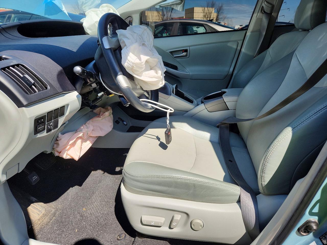 2014 Toyota Prius Four - Фото 7