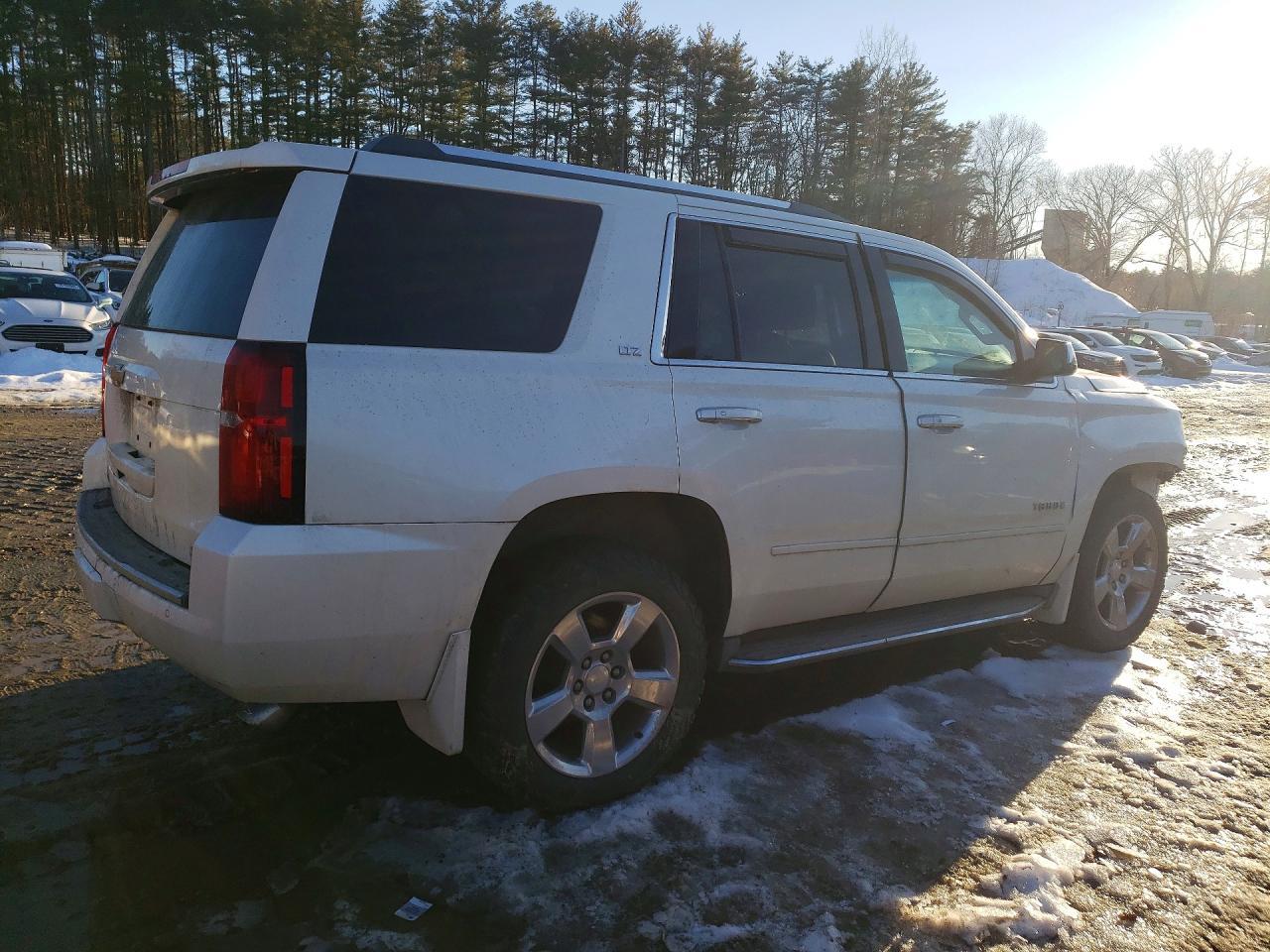 2015 Chevrolet Tahoe K1500 Ltz - Image 3