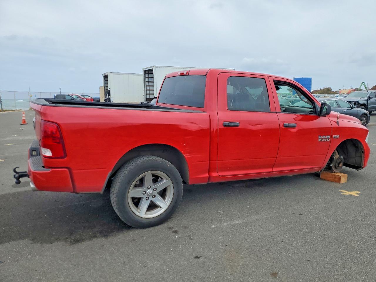 2015 Ram Trucks 1500 St - Фото 3