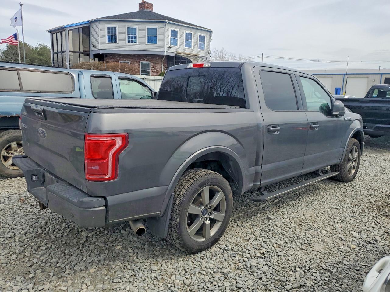 2015 Ford F150 Supercrew - Фото 3