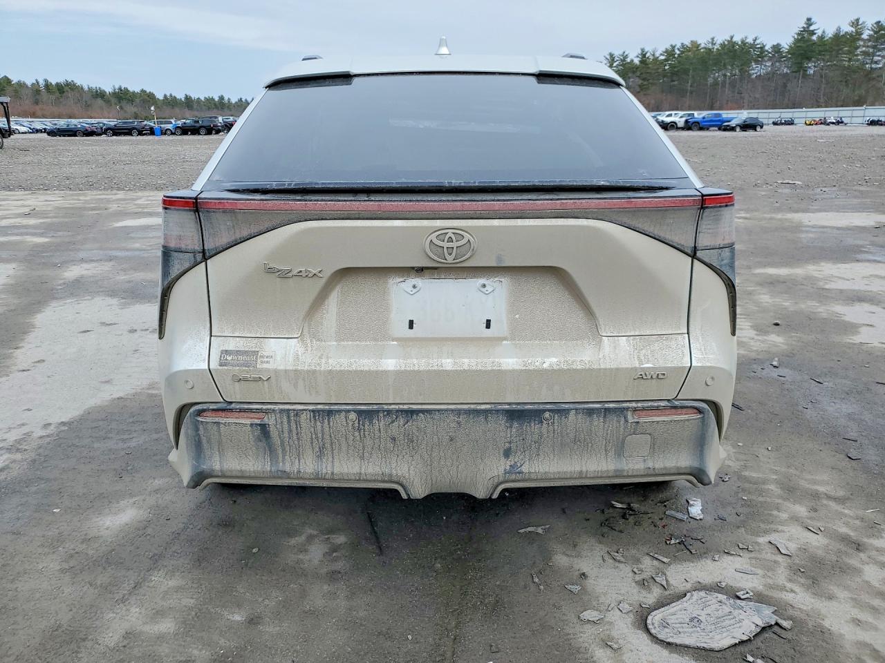 2025 Toyota Bz4X Xle - Фото 6