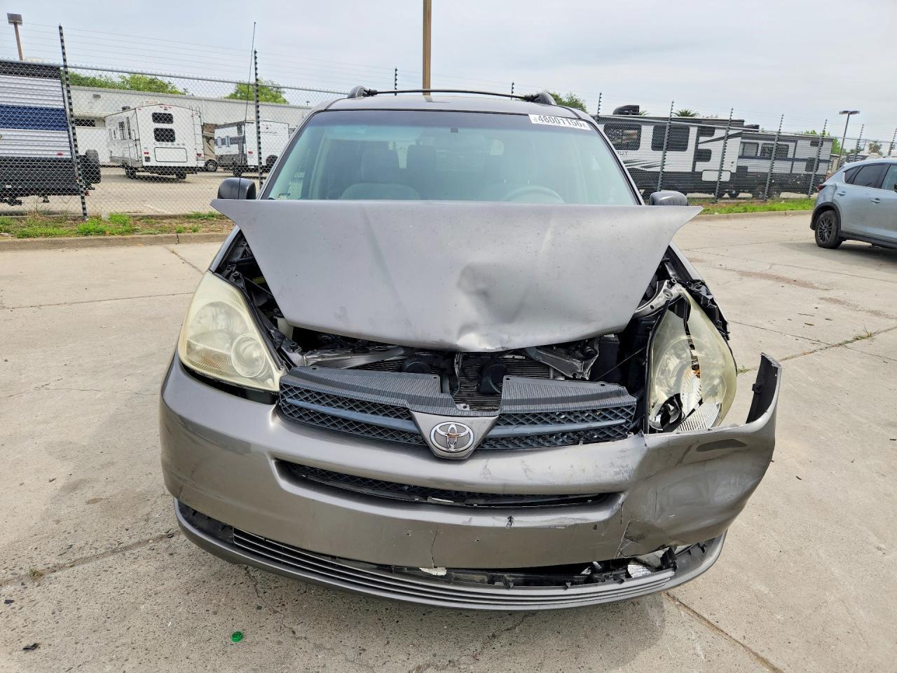 2005 Toyota Sienna Le 7 Passenger - Image 5