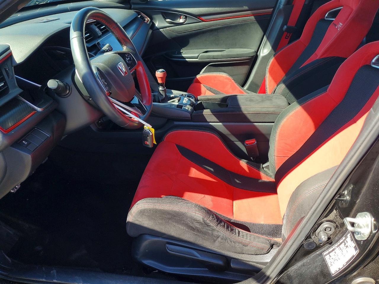 2019 Honda Civic Type-R Touring - Image 7