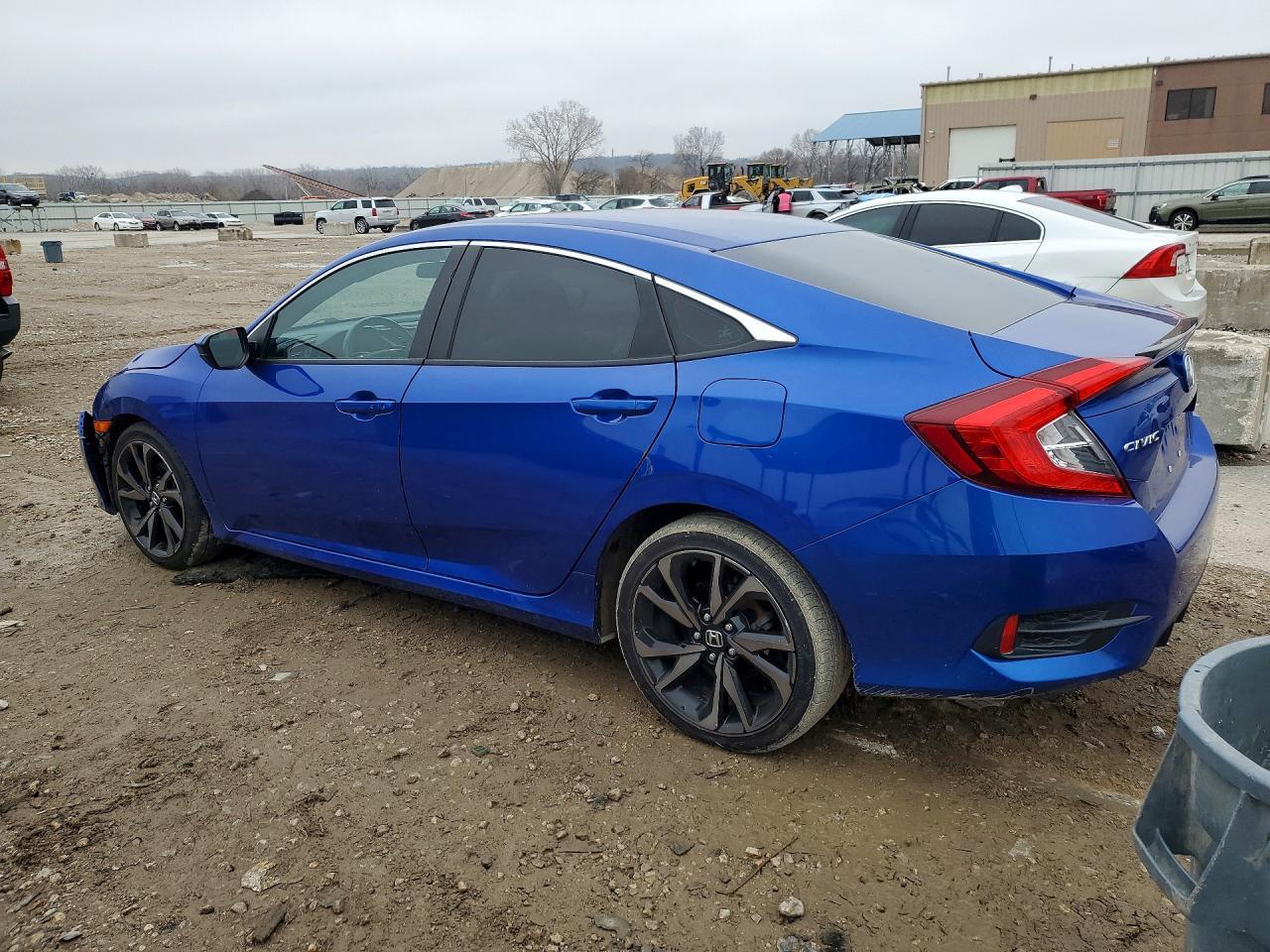 2020 Honda Civic Sport - Фото 2