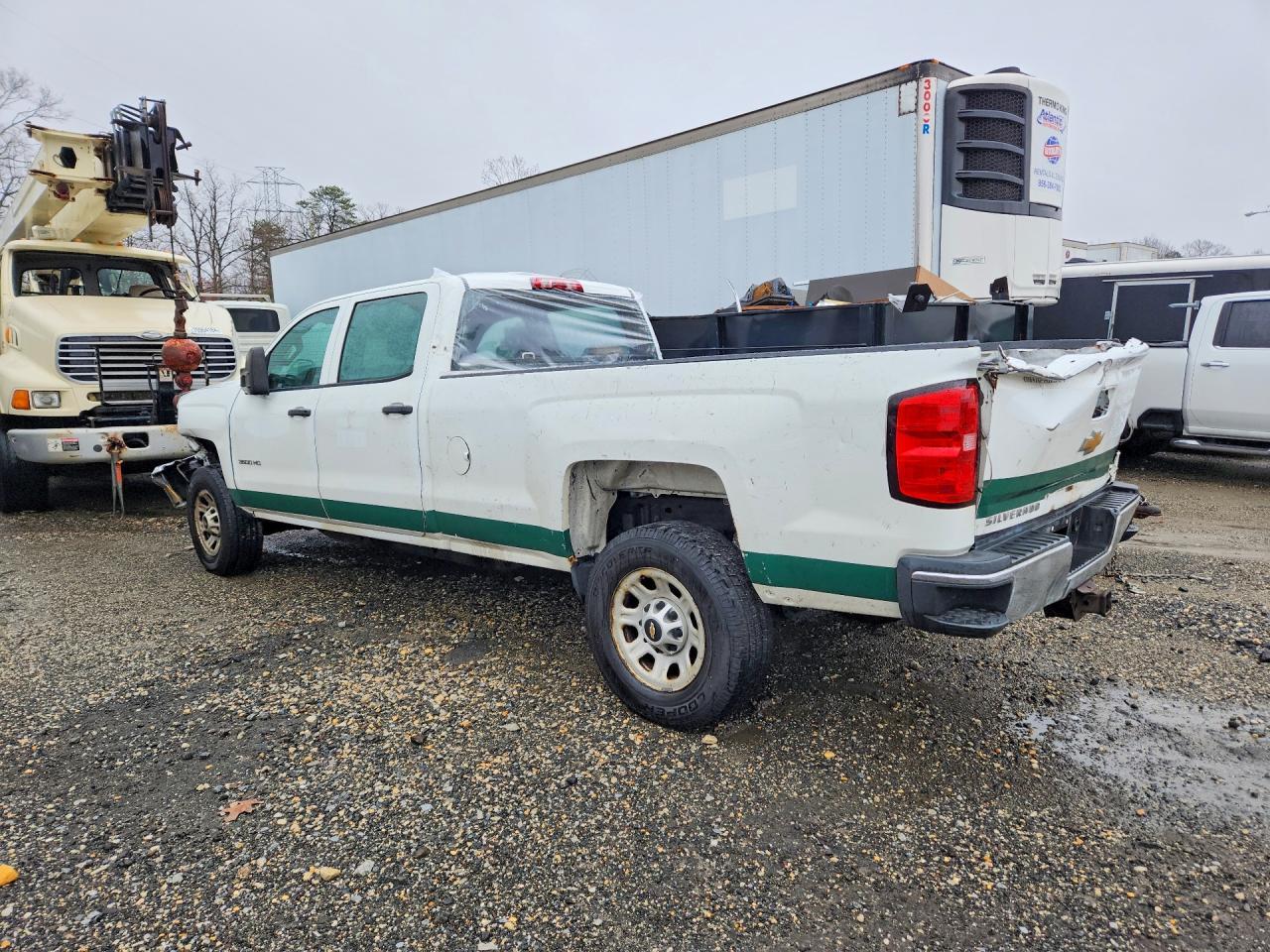 2015 Chevrolet Silverado C3500 - Image 2