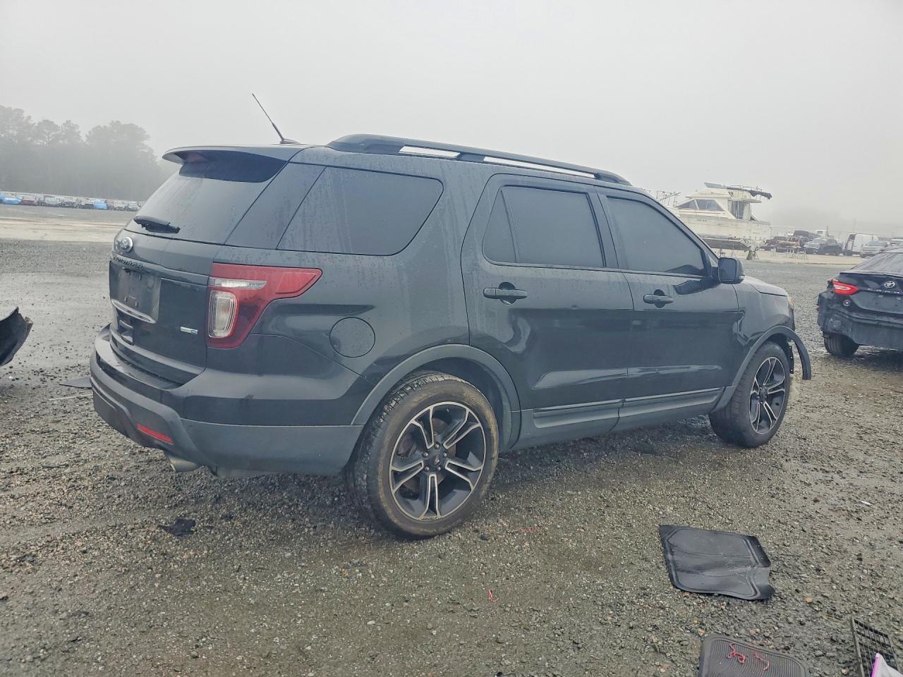 2015 Ford Explorer Sport - Фото 3