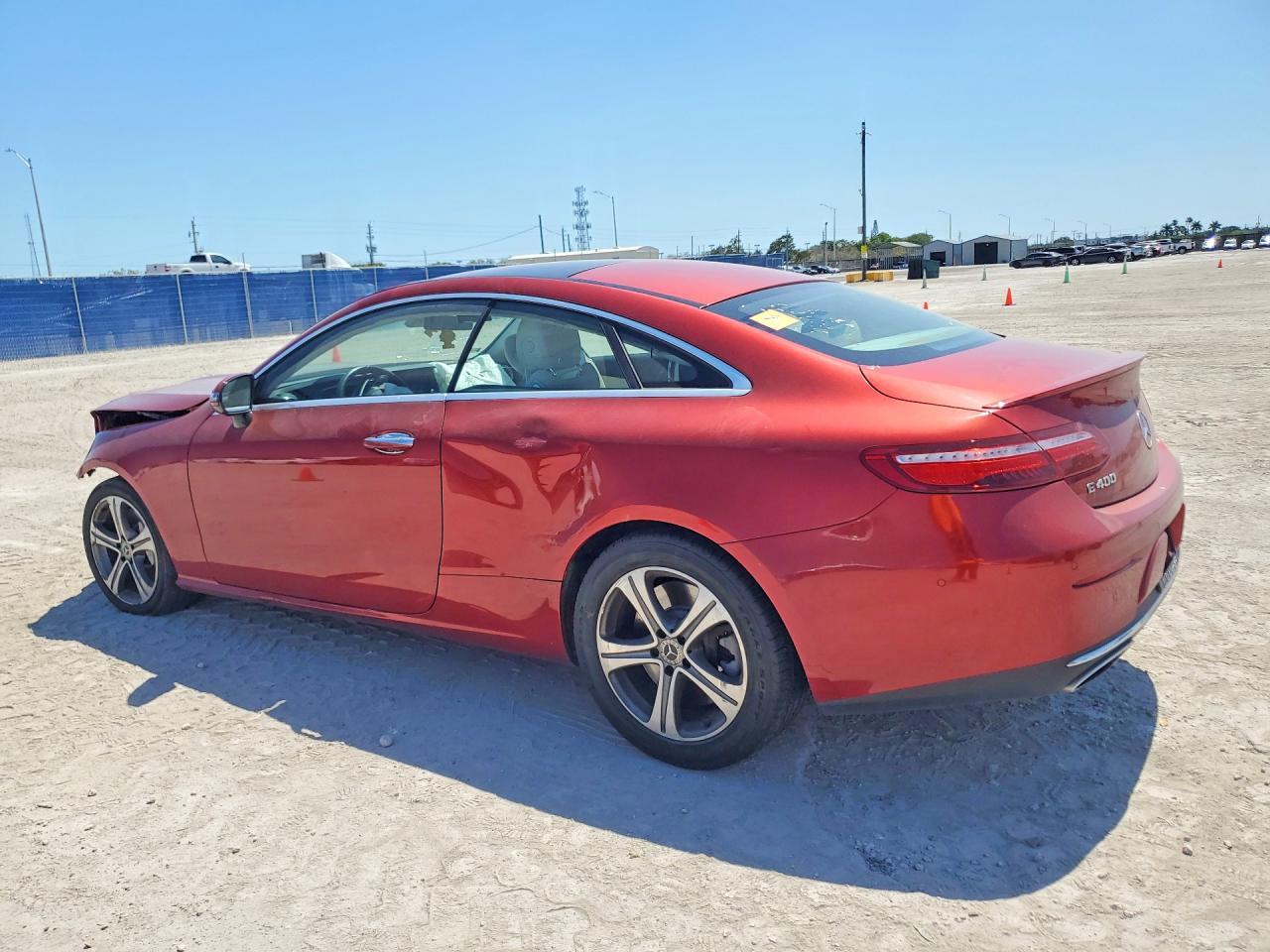 2018 Mercedes-Benz E 400 - Фото 2