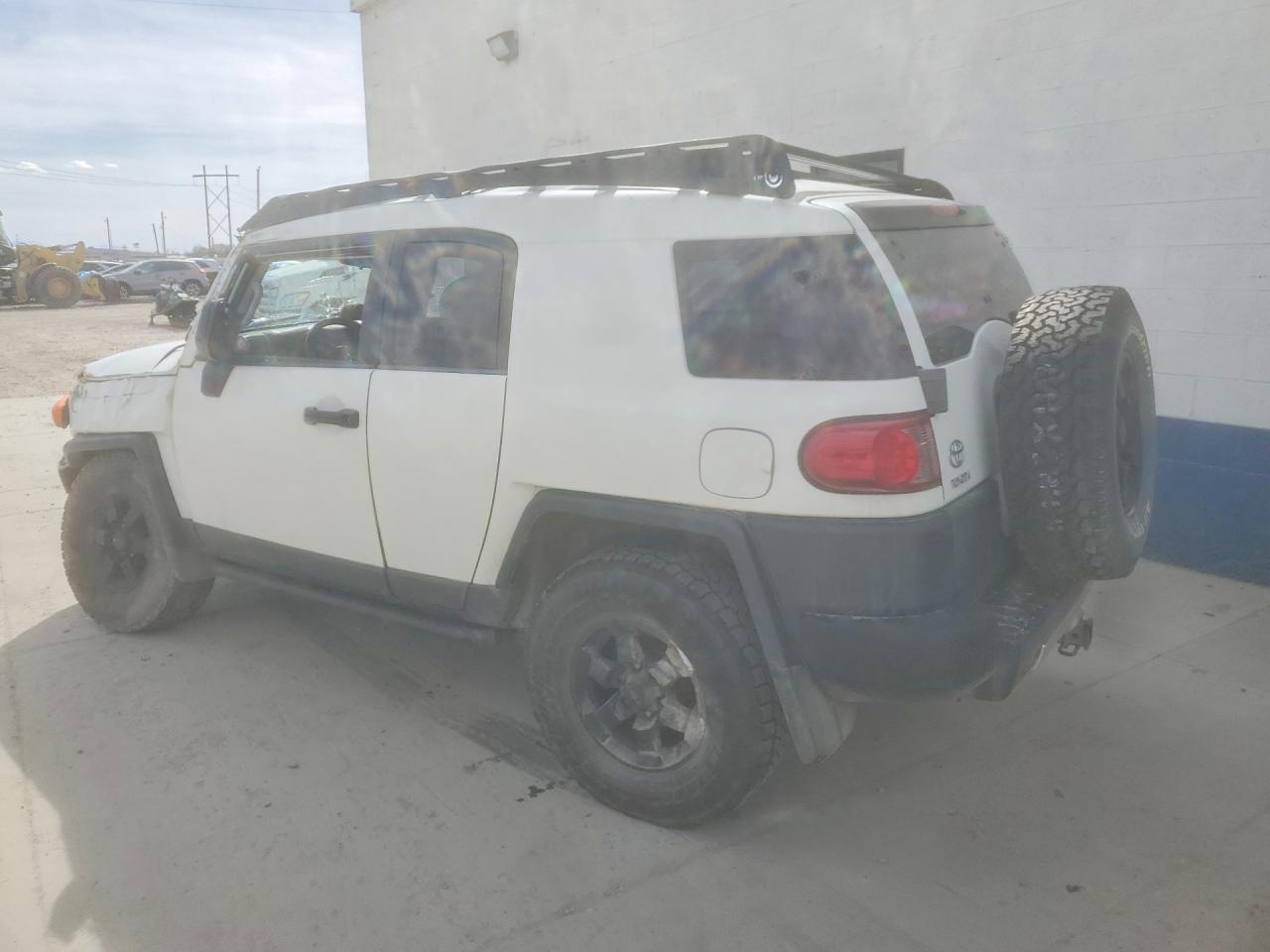 2008 Toyota Fj Cruiser Base - Image 2