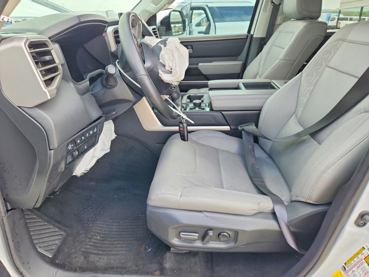 2023 Toyota Tundra Limited Hv - Image 7