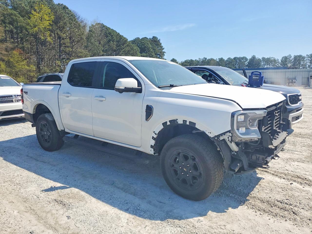 2025 Ford Ranger Lariat - Image 4