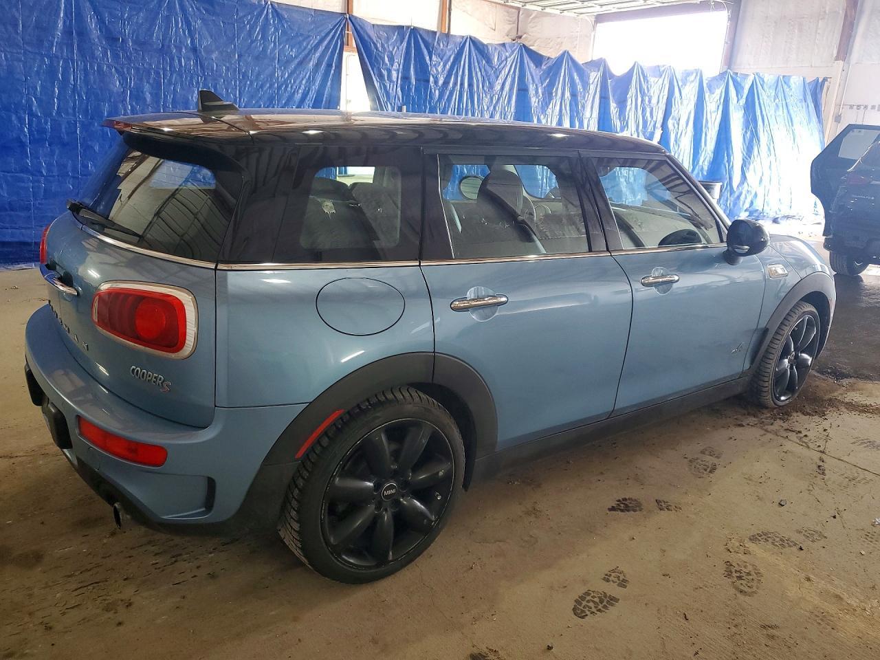 2017 Mini Cooper S Clubman All4 - Image 3