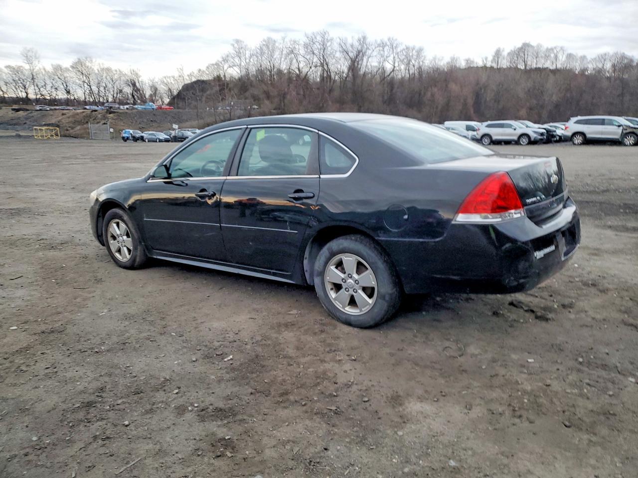 2011 Chevrolet Impala Lt - Image 2