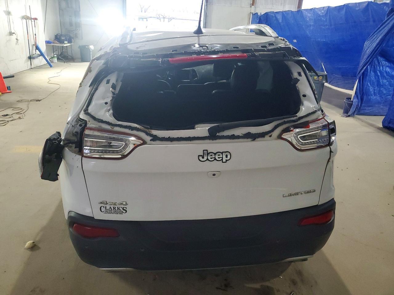 2018 Jeep Cherokee Limited - Image 6