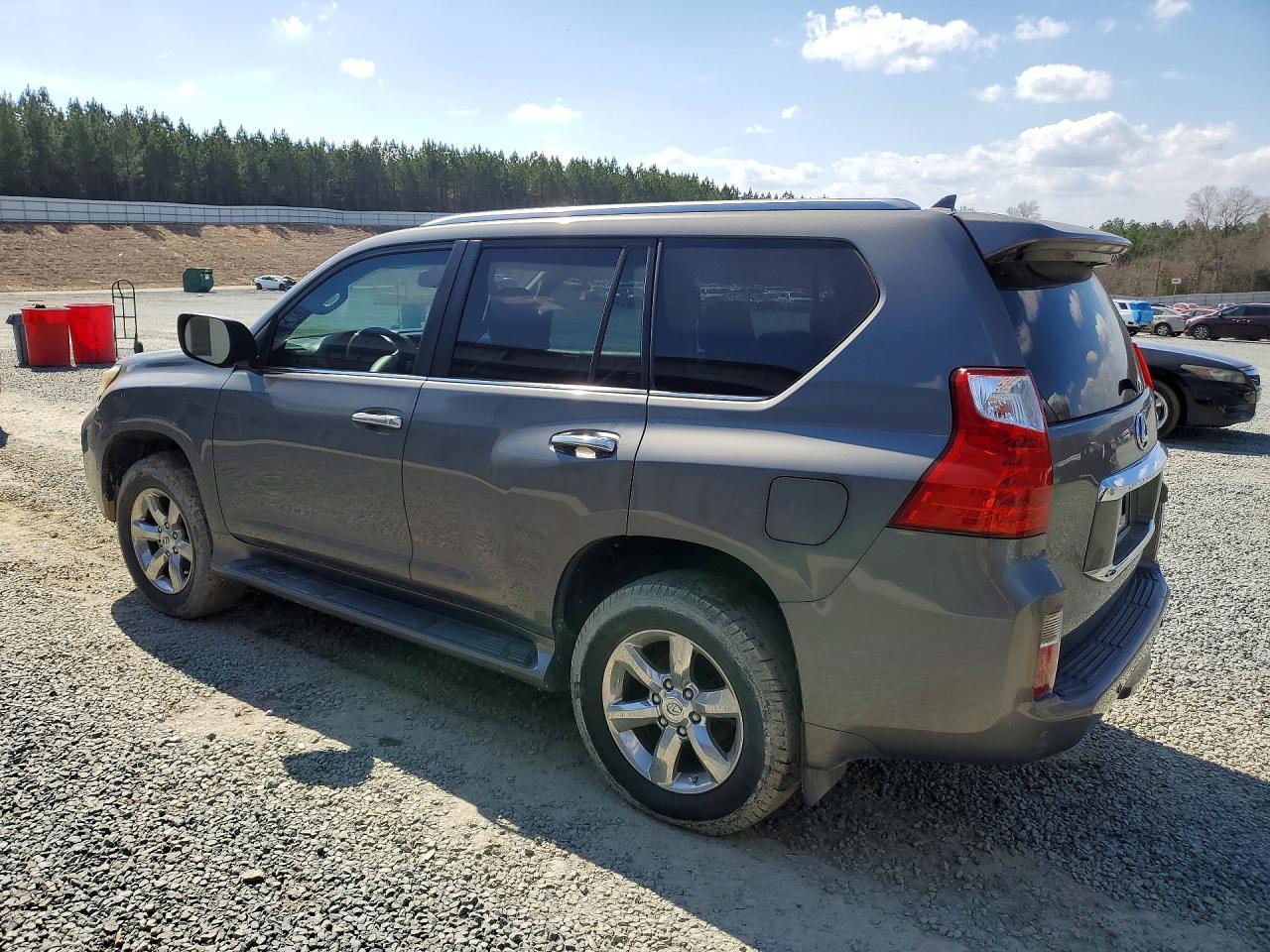 2011 Lexus Gx 460 Base - Image 2
